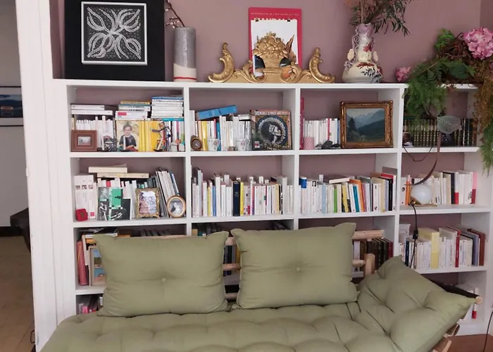 Apartment Centre De *